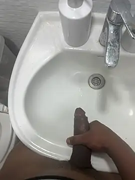 Snapshot of Comeonmyhouse22cm chatting on 10, 2, 2026 Comeonmyhouse22cm online show from 10, 2, 2026