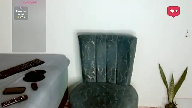 Snapshot of kyro_estrada chatting on 18, 3, 2026 kyro estrada online show from 18, 3, 2026