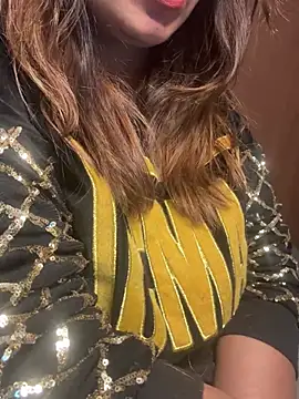 Snapshot of butterflyslay chatting on 19, 1, 2026 butterflyslay online show from 19, 1, 2026