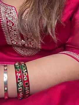 Snapshot of butterflyslay chatting on 2, 2, 2026 butterflyslay online show from 2, 2, 2026