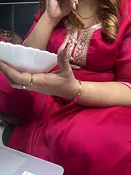 Snapshot of butterflyslay chatting on 2, 2, 2026 butterflyslay online show from 2, 2, 2026