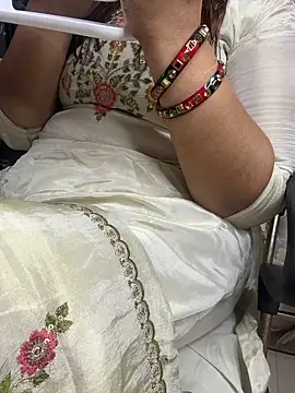 Snapshot of butterflyslay chatting on 13, 2, 2026 butterflyslay online show from 13, 2, 2026