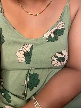 Snapshot of butterflyslay chatting on 22, 2, 2026 butterflyslay online show from 22, 2, 2026