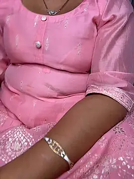 Snapshot of butterflyslay chatting on 6, 3, 2026 butterflyslay online show from 6, 3, 2026