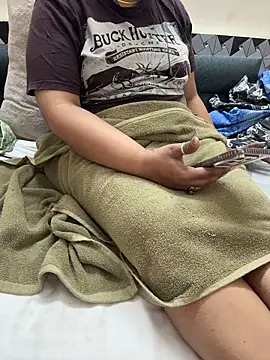 Snapshot of butterflyslay chatting on 9, 3, 2026 butterflyslay online show from 9, 3, 2026