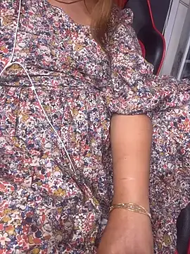 Snapshot of butterflyslay chatting on 9, 3, 2026 butterflyslay online show from 9, 3, 2026