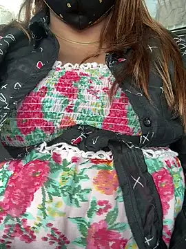 Snapshot of butterflyslay chatting on 21, 3, 2026 butterflyslay online show from 21, 3, 2026