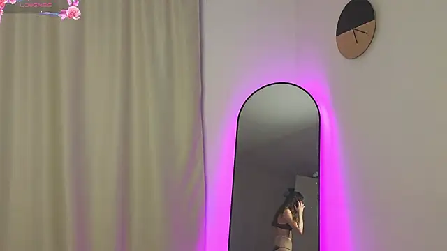 Snapshot of natur_ella chatting on 4, 2, 2026 natur ella online show from 4, 2, 2026