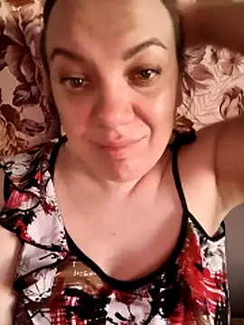 Snapshot of LimonLoveqw chatting on 4, 4, 2026 LimonLoveqw online show from 4, 4, 2026