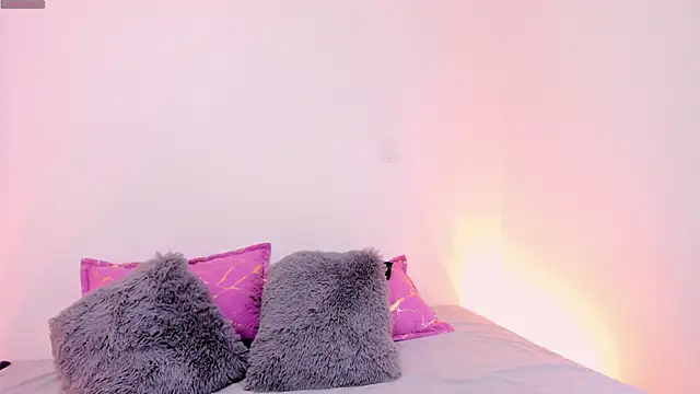 Lilicopper    online show from 9, 1, 2026