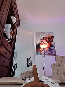 Snapshot of SamantaaJoness chatting on 8, 1, 2026 SamantaaJoness online show from 8, 1, 2026