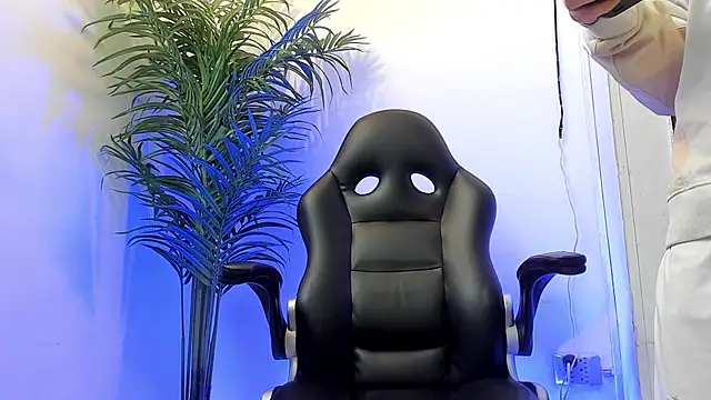 Snapshot of sebastamayo_ chatting on 8, 1, 2026 sebastamayo online show from 8, 1, 2026