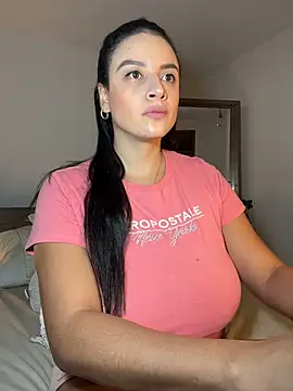 Snapshot of Lena-Williamss chatting on 10, 1, 2026 Lena-Williamss online show from 10, 1, 2026