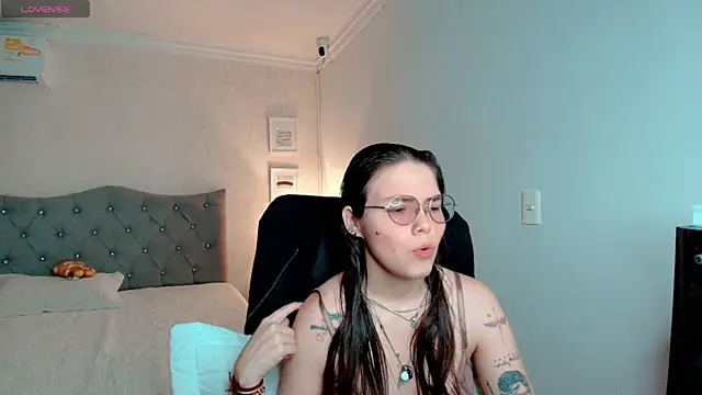 lexalove doll online show from 24, 4, 2026