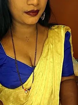 Snapshot of Rachu_love chatting on 8, 3, 2026 Rachu love online show from 8, 3, 2026