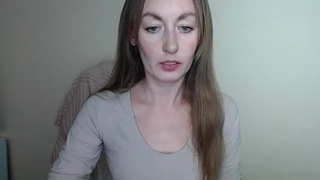 LiaSeass  online show from 7, 5, 2026
