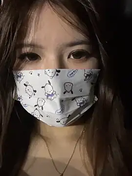 Momochen8839 online show from 18, 3, 2026