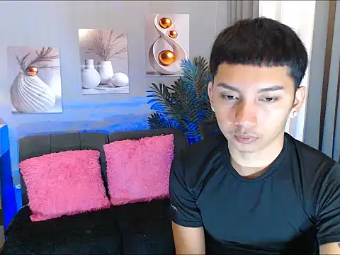 Snapshot of dylan_hardfucker chatting on 16, 2, 2026 dylan hardfucker online show from 16, 2, 2026