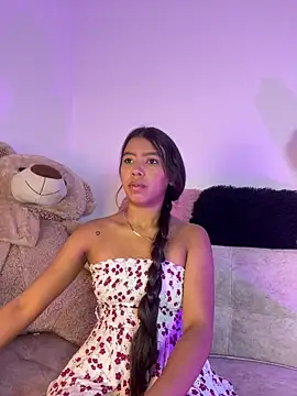 Snapshot of Ana_herrera chatting on 19, 12, 2025 Ana herrera online show from 19, 12, 2025