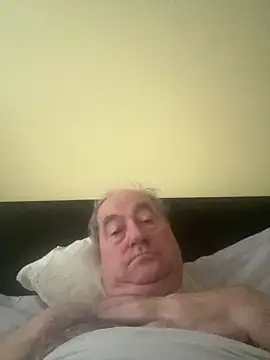 csikar online show from 9, 6, 2026