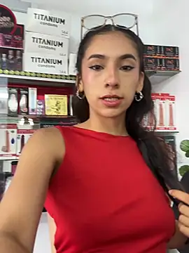 lunaluxury22 online show from 13, 2, 2026