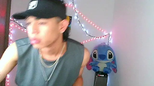 Snapshot of Glen_connor_11 chatting on 8, 1, 2026 Glen connor 11 online show from 8, 1, 2026