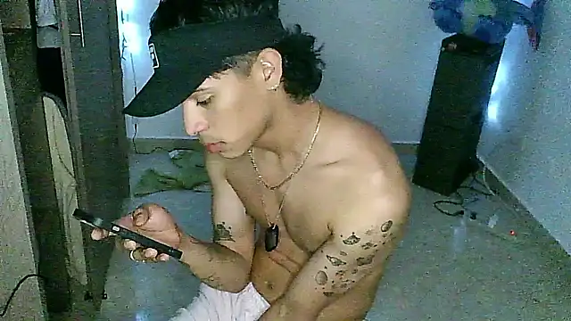 Snapshot of Glen_connor_11 chatting on 13, 1, 2026 Glen connor 11 online show from 13, 1, 2026