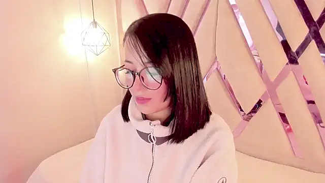 Snapshot of Lovely-martina chatting on 16, 3, 2026 Lovely-martina online show from 16, 3, 2026