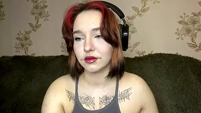 Snapshot of EmilyVeiro chatting on 11, 3, 2026 EmilyVeiro online show from 11, 3, 2026