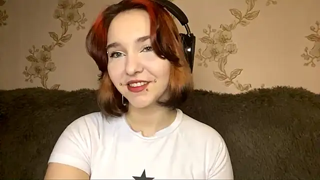 Snapshot of EmilyVeiro chatting on 18, 3, 2026 EmilyVeiro online show from 18, 3, 2026