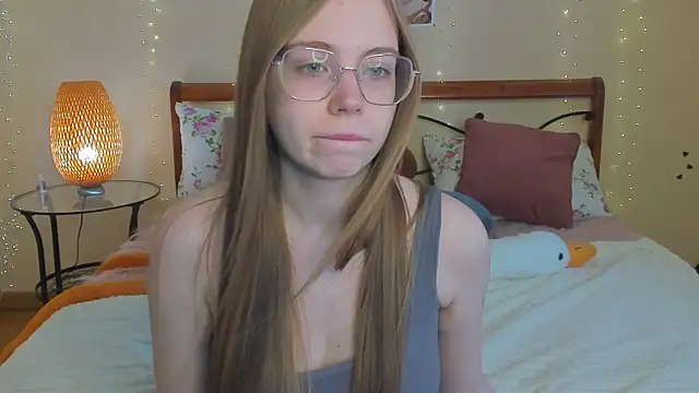 Snapshot of miya_soft chatting on 7, 6, 2026 miya soft online show from 7, 6, 2026