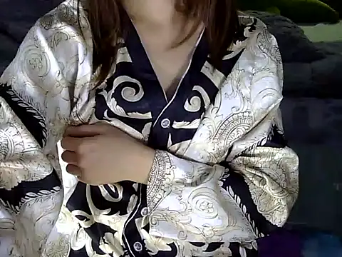 Chichi 86 online show from 5, 2, 2026