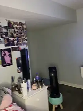 Snapshot of maisie_goldxx chatting on 6, 1, 2026 maisie goldxx online show from 6, 1, 2026