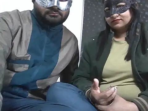 Snapshot of Lovelycouple25 chatting on 9, 1, 2026 Lovelycouple25 online show from 9, 1, 2026