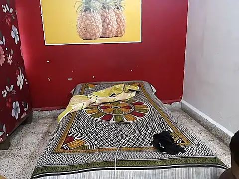 Snapshot of Lovelycouple25 chatting on 17, 3, 2026 Lovelycouple25 online show from 17, 3, 2026