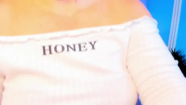 Snapshot of dahianeconnor chatting on 23, 2, 2026 dahianeconnor online show from 23, 2, 2026