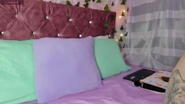 Ayla-marttinez online show from 23, 6, 2026