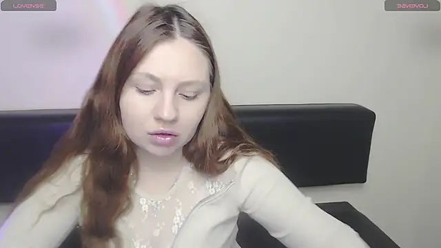 Snapshot of LiliaErmi chatting on 8, 3, 2026 LiliaErmi online show from 8, 3, 2026