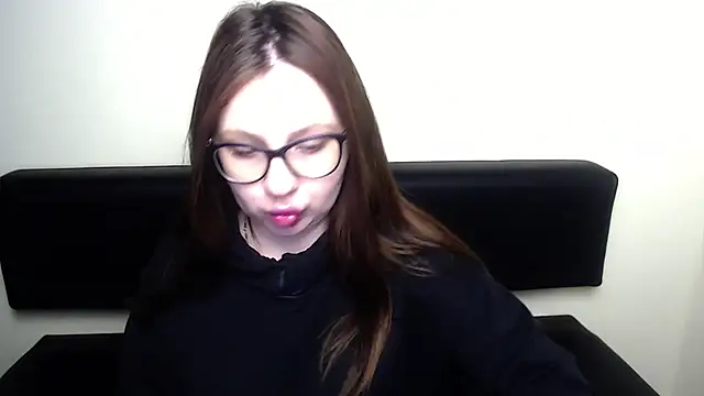 Snapshot of LiliaErmi chatting on 16, 3, 2026 LiliaErmi online show from 16, 3, 2026