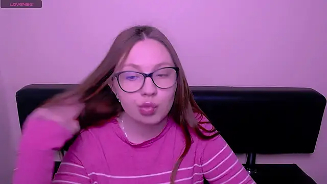 Snapshot of LiliaErmi chatting on 20, 3, 2026 LiliaErmi online show from 20, 3, 2026