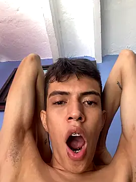 Snapshot of Juan_Gomezz26 chatting on 6, 1, 2026 Juan Gomezz26 online show from 6, 1, 2026