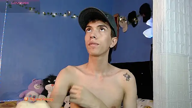 Juan Gomezz26 online show from 4, 8, 2026