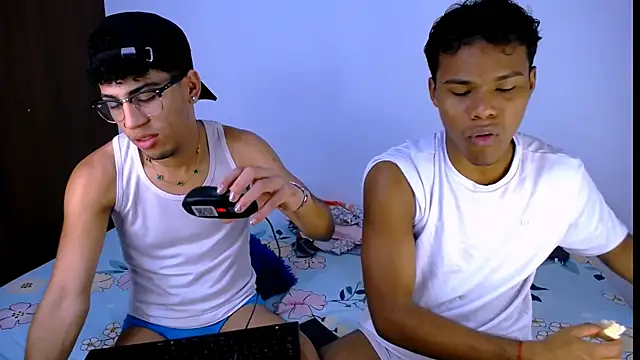 Snapshot of black_men9 chatting on 7, 1, 2026 black men9 online show from 7, 1, 2026