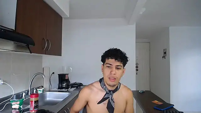 Snapshot of black_men9 chatting on 13, 3, 2026 black men9 online show from 13, 3, 2026