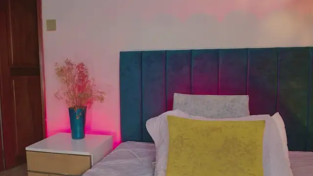 PaulinaSaint online show from 17, 3, 2026