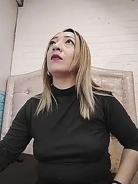 Snapshot of DanaMontana chatting on 4, 2, 2026 DanaMontana online show from 4, 2, 2026