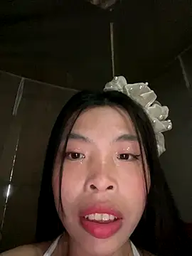 Snapshot of lux-su chatting on 22, 12, 2025 lux-su online show from 22, 12, 2025