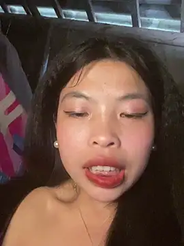 Snapshot of lux-su chatting on 11, 3, 2026 lux-su online show from 11, 3, 2026