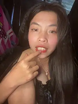 Snapshot of lux-su chatting on 12, 3, 2026 lux-su online show from 12, 3, 2026