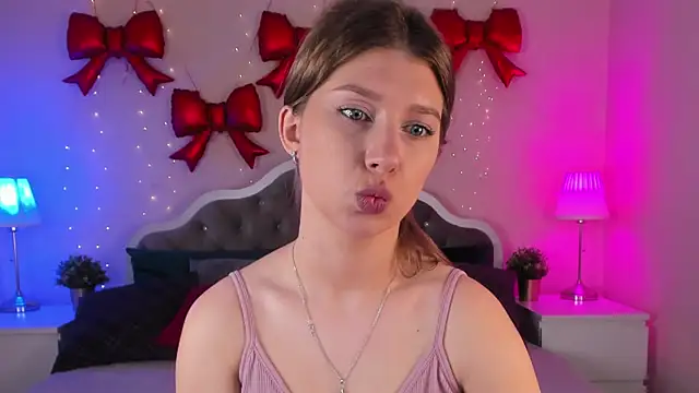 katymeaw online show from 22, 4, 2026